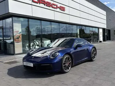 Usata Porsche 911 Carrera 450 CV (330 kW) 2020 Genziana Coupé