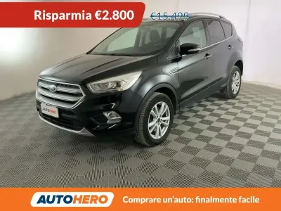 Usado Ford Kuga Business Edition 120 CV (88 kW) 2018 Negro SUV