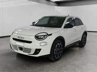 Usata Fiat 600 La Prima 110 CV (80 kW) 2025 Bianco SUV