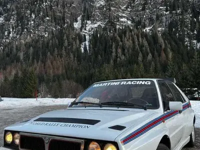 Usata Lancia Delta 129 CV (94 kW) 1989 Utilitaria