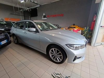 usata BMW 318 d 48V Touring automatico