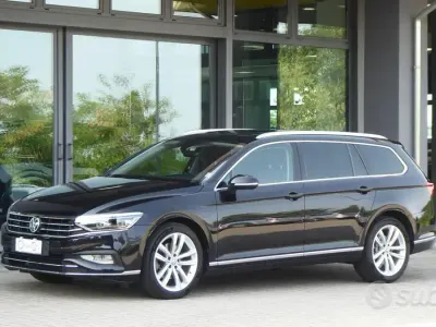 Usata VW Passat Highline 190 CV (139 kW) 2019 Nero Station wagon