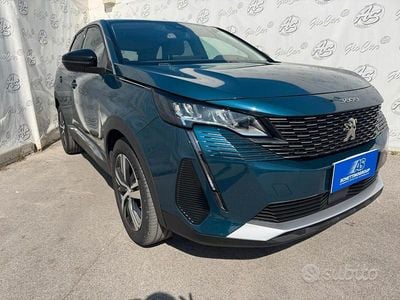 Usata Peugeot 3008 Allure 131 CV (96 kW) 2022 Blu SUV