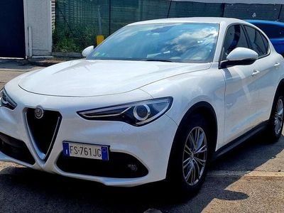 Usata Alfa Romeo Stelvio Super 150 CV (110 kW) 2018 Bianchissima SUV