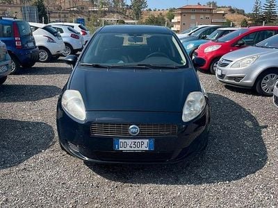Usata Fiat Grande Punto 90 CV (66 kW) 2006 Blu Utilitaria