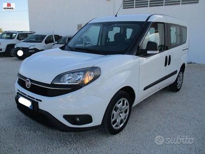 Usata Fiat Doblò Easy 95 CV (69 kW) 2018 Bianco Monovolume