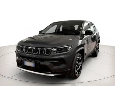 Usata Jeep Compass Altitude 131 CV (96 kW) 2024 Graphite grey SUV