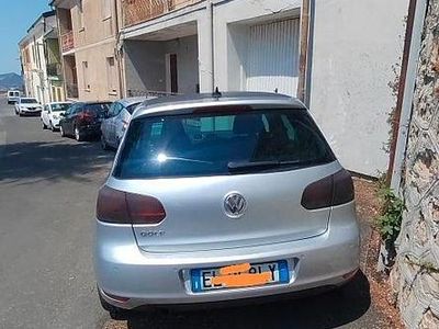Usata VW Golf VI 102 CV (75 kW) 2011 Bianco Utilitaria