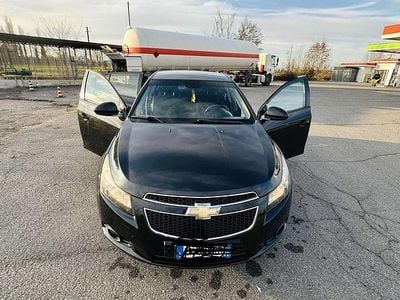 Usata Chevrolet Cruze LS 124 CV (91 kW) 2011 Nero Utilitaria