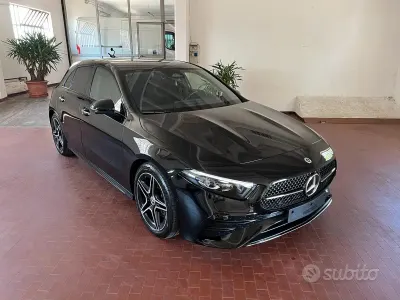 Usata Mercedes A180 AMG Line Premium 116 CV (85 kW) 2024 Nero Berlina