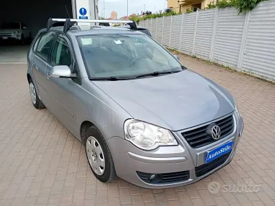 Usata VW Polo Comfortline 64 CV (47 kW) 2007 Grigio Utilitaria