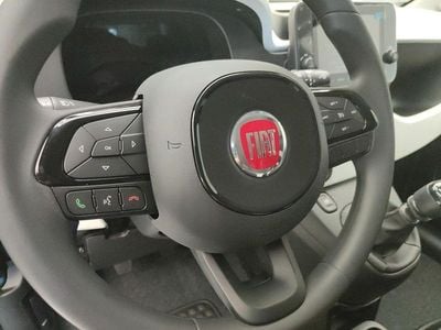 Usata Fiat Panda Cross Cross 70 CV (51 kW) 2025 Blu Utilitaria