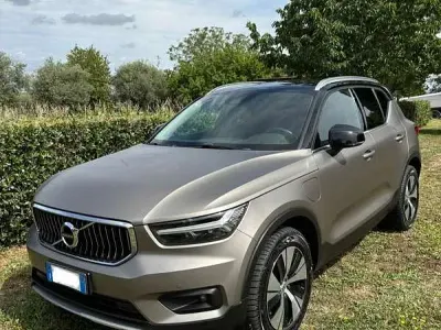 Usata Volvo XC40 261 CV (191 kW) 2021 Grigio SUV