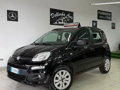 Usata Fiat Panda Lounge 80 CV (58 kW) 2014 Nero Utilitaria