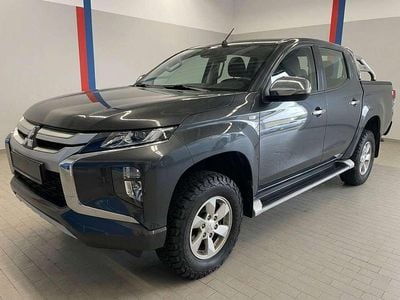 Usata Mitsubishi L200 150 CV (110 kW) 2020 Nero Pick-up