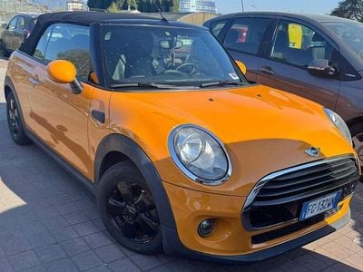 Usata Mini Cooper D Cabriolet 116 CV (85 kW) 2017 Arancione Cabrio