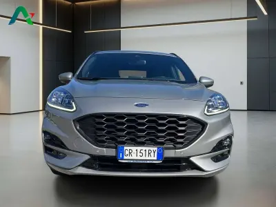 Usata Ford Kuga ST-Line X 120 CV (88 kW) 2023 Grigio SUV