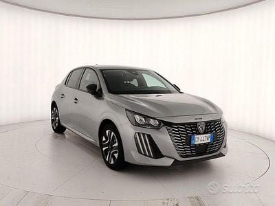 Usata Peugeot 208 Allure 101 CV (74 kW) 2025 Grigio Utilitaria