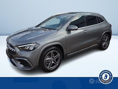 Usata Mercedes GLA200 AMG line 150 CV (110 kW) 2025 Grigio SUV