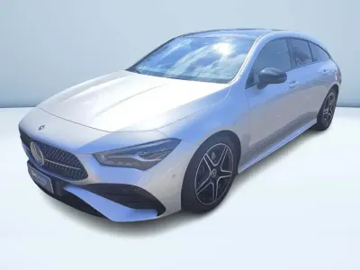 Usata Mercedes CLA200 AMG Line Premium 150 CV (110 kW) 2024 Argento Coupé