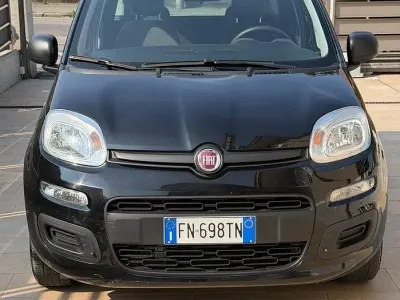 Usata Fiat Panda Easy 69 CV (50 kW) 2018 Nero Utilitaria