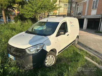 Usata Dacia Dokker 75 CV (55 kW) 2020 Bianco Monovolume