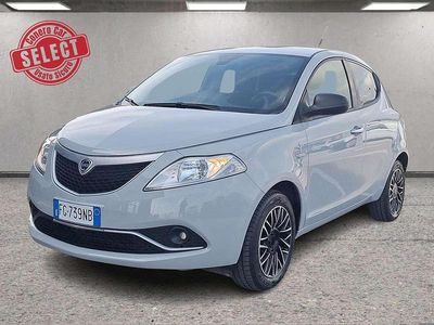 Usata Lancia Ypsilon Silver 69 CV (50 kW) 2017 Ceramic Utilitaria