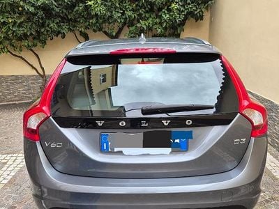 Usata Volvo V60 CC 150 CV (110 kW) 2016 Grigio Station wagon