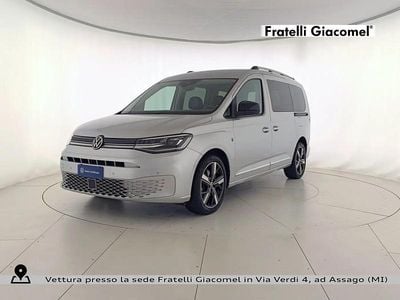 Usata VW Caddy Maxi Life 122 CV (89 kW) 2022 Argento reflex metallizzato Monovolume