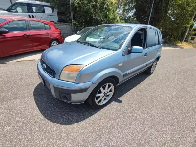 Usata Ford Fusion 68 CV (50 kW) 2006 Grigio Utilitaria