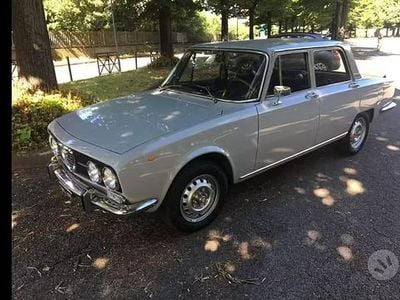 Usata Alfa Romeo 2000 1970 Grigio Berlina