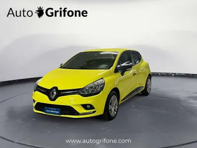 Usata Renault Clio Business 75 CV (55 kW) 2019 Giallo Station wagon