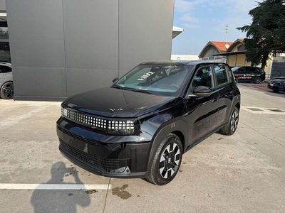 Nuova Fiat Grande Panda Icon 101 CV (74 kW) 2025 Nero cinema Utilitaria