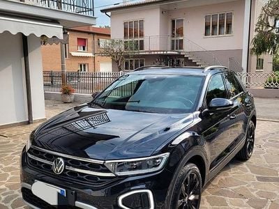 Usata VW T-Roc Style 150 CV (110 kW) 2024 Nero SUV