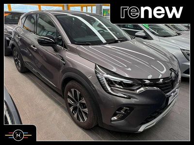 Usata Renault Captur Techno 94 CV (69 kW) 2023 Grigio cassiopea metallizzato SUV