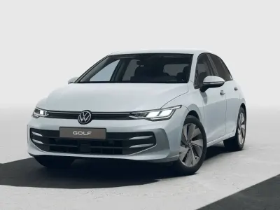 Nuova VW Golf VIII Edition 150 CV (110 kW) 2026 Crystal ice blue metallizzato Berlina