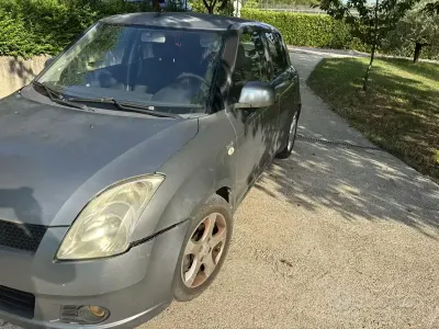 Usata Suzuki Swift 68 CV (50 kW) 2007 Grigio Utilitaria