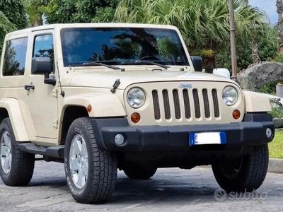 Usata Jeep Wrangler Sahara 200 CV (147 kW) 2011 Beige SUV