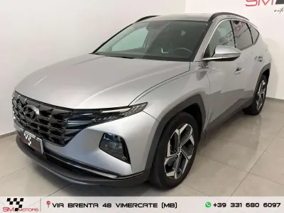 Usata Hyundai Tucson 179 CV (131 kW) 2022 Argento SUV