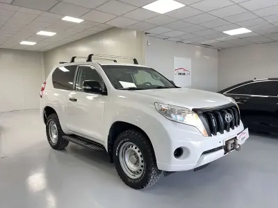 Usata Toyota Land Cruiser 190 CV (139 kW) 2014 Bianco Furgone