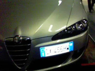 Usata Alfa Romeo 147 Distinctive 116 CV (85 kW) 2005 Argento Utilitaria