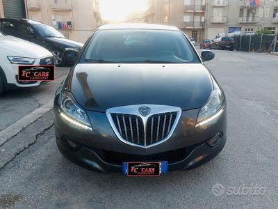 Usata Lancia Delta 120 CV (88 kW) 2010 Grigio Utilitaria