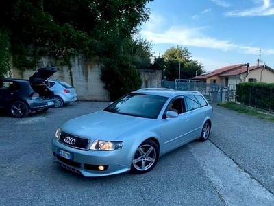 Usata Audi A4 130 CV (95 kW) 2004 Grigio Station wagon