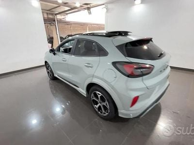 Nuova Ford Puma ST-Line 125 CV (91 kW) 2025 Cactus gray SUV
