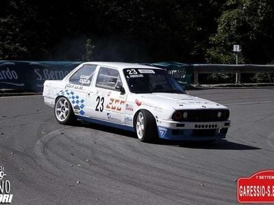 Usata BMW 320 Sport Line 125 CV (91 kW) 1983 Bianco Coupé