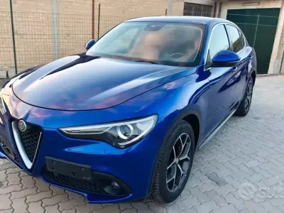 Usata Alfa Romeo Stelvio Ti 190 CV (139 kW) 2020 Blu SUV