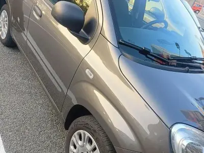 Usata Fiat Panda 69 CV (50 kW) 2019 Grigio Utilitaria