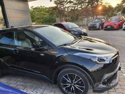 usata Toyota C-HR C-HR 1.8 Hybrid E-CVT Lounge