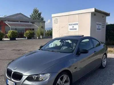 Usata BMW 320 170 CV (125 kW) 2009 Grigio Coupé
