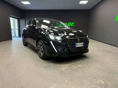 Usata Peugeot 208 Allure 102 CV (75 kW) 2023 Nero Utilitaria